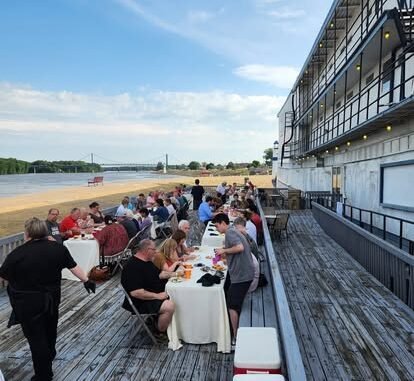 Agency Photo  (275567)