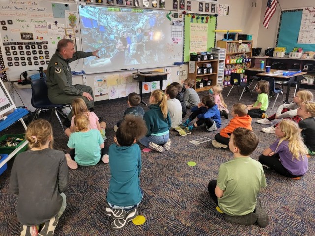 Agency Photo  (195383)