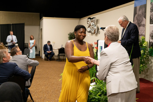 Agency Photo  (145309)