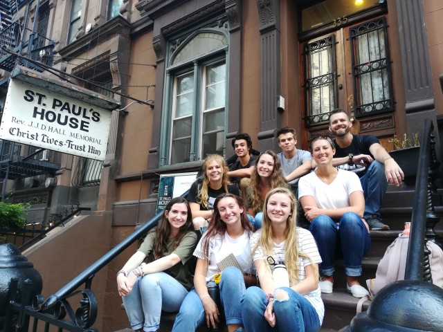 Agency Photo  (189696)