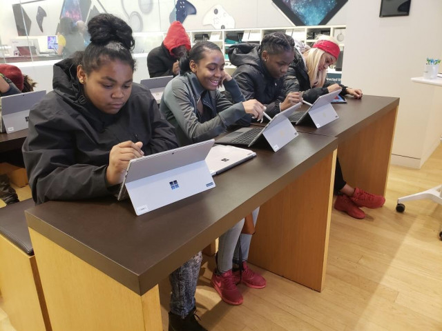 Agency Photo  (123509)