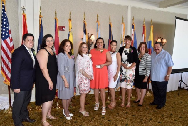 Agency Photo  (73300)