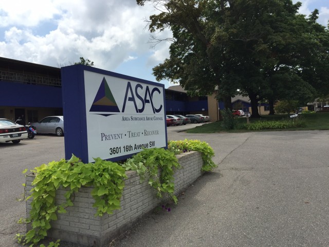 Agency Photo  (70421)