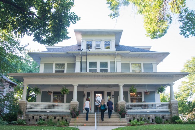 Agency Photo  (59553)