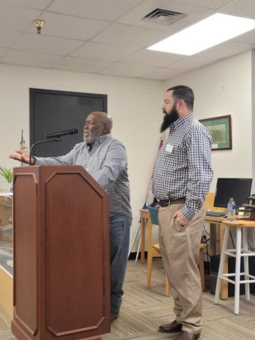 Agency Photo  (185014)