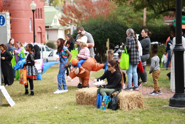 Agency Photo  (214541)