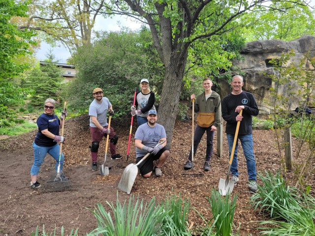 Nonprofit Photo  (203107)