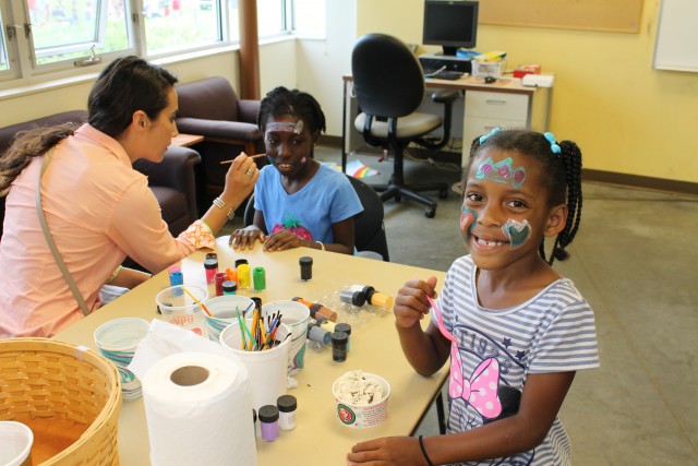 Nonprofit Photo  (56935)