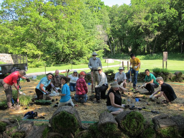 Nonprofit Photo  (53015)