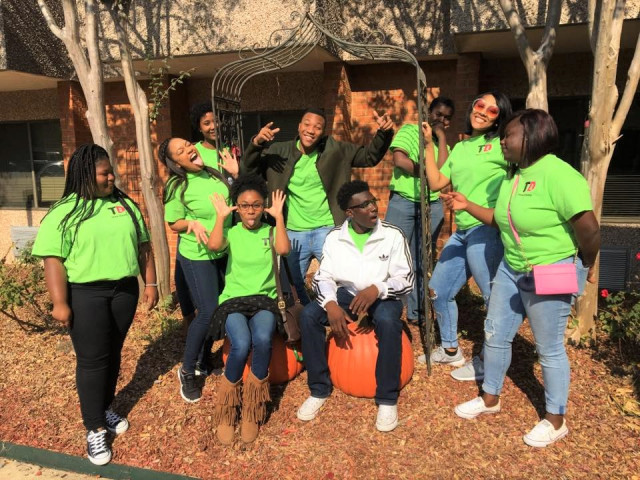 Agency Photo  (150432)