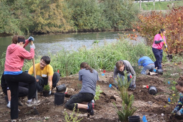 Agency Photo  (55372)