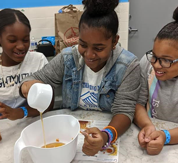 Agency Photo  (275196)