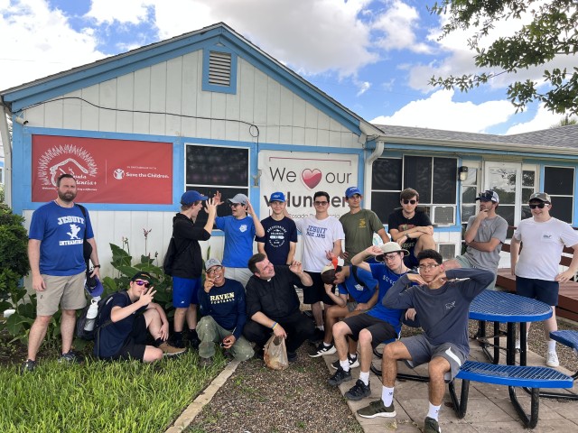 Agency Photo  (211417)