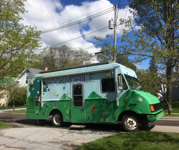 Nonprofit Photo  (161085)