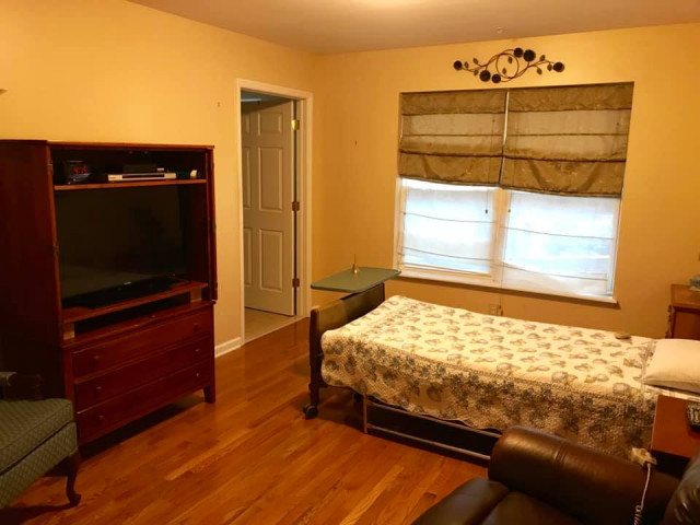 Agency Photo  (136924)