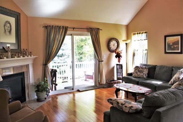 Agency Photo  (136926)