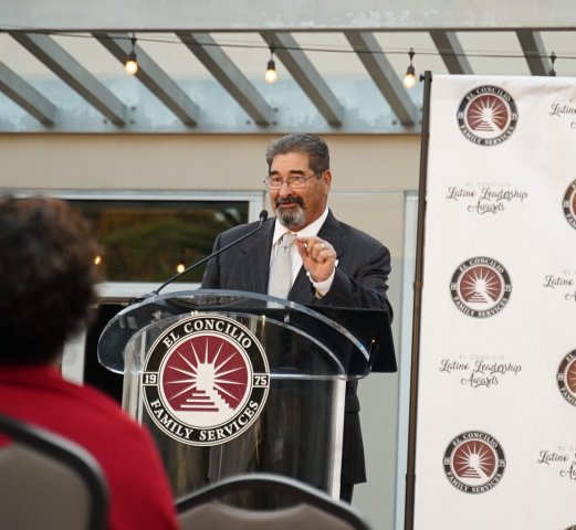 Agency Photo  (270540)