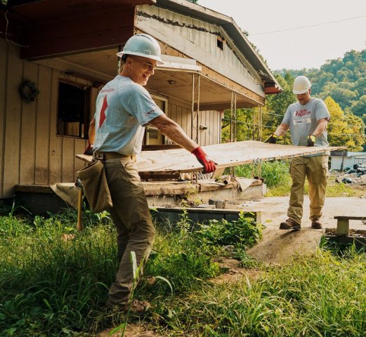 Agency Photo  (270826)