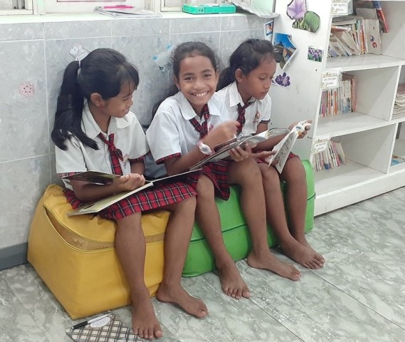 Nonprofit Photo  (204936)