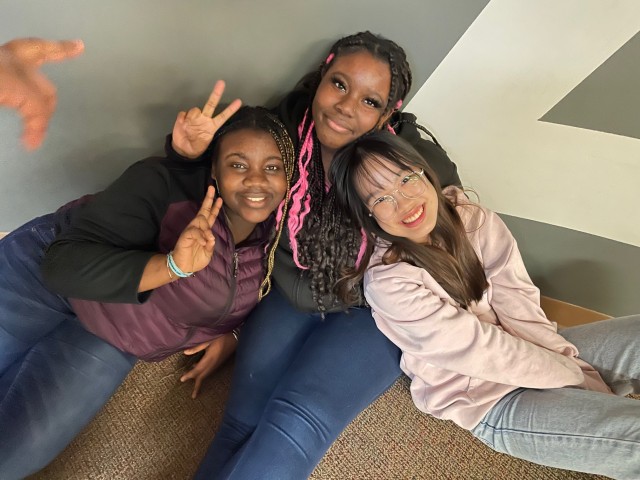 Nonprofit Photo  (211705)