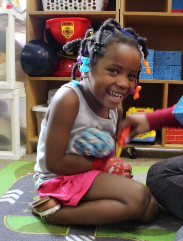 Nonprofit Photo  (89507)