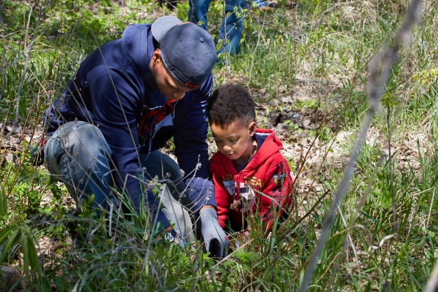 Nonprofit Photo  (78650)