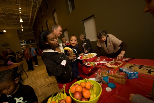 Nonprofit Photo  (82104)