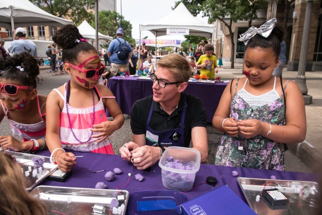 Nonprofit Photo  (94292)