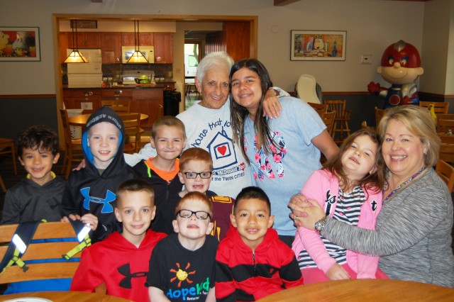 Nonprofit Photo  (89452)