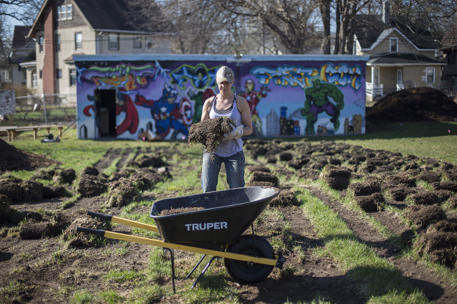 Nonprofit Photo  (148524)