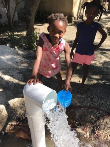 Nonprofit Photo  (104972)