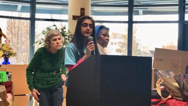 Nonprofit Photo  (113647)