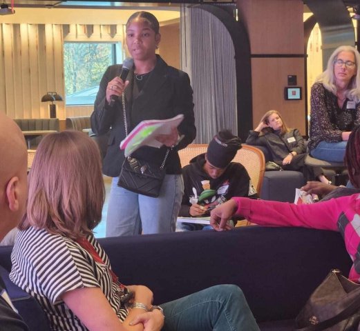 Agency Photo  (276722)