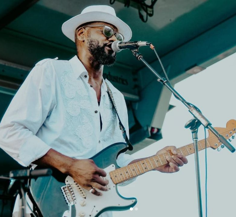 Agency Photo  (263219)