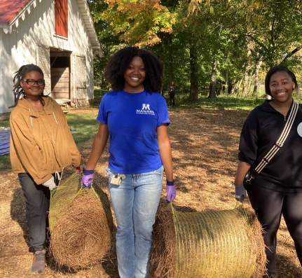 Agency Photo  (265384)