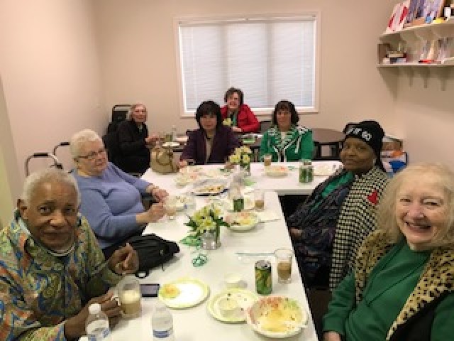 Agency Photo  (98185)