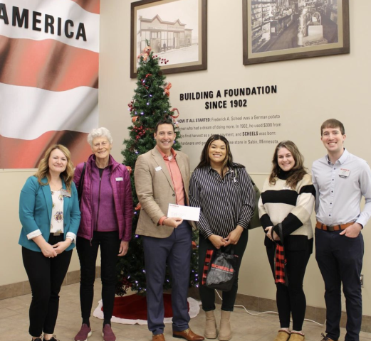 Agency Photo  (274308)