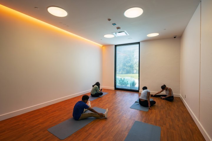 Agency Photo  (265965)