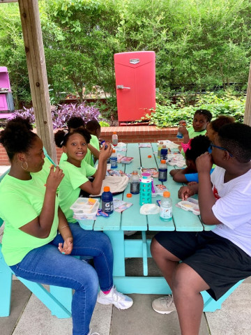 Agency Photo  (136498)