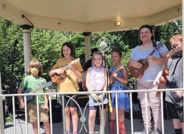 Agency Photo  (198696)