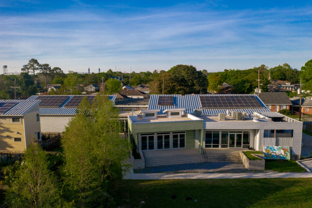 Agency Photo  (129490)