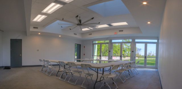 Agency Photo  (129492)