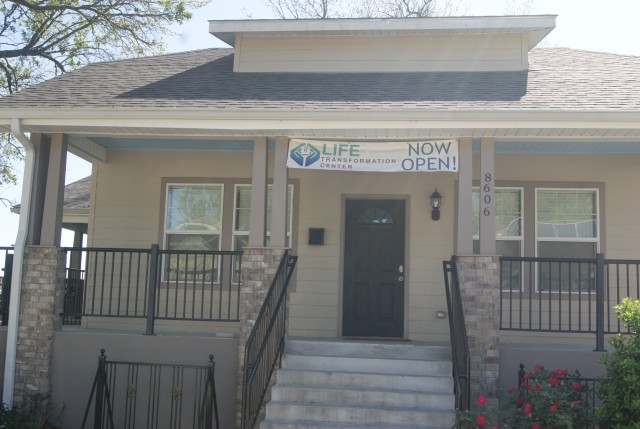 Agency Photo  (107195)