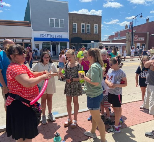 Program Photo  (261325)