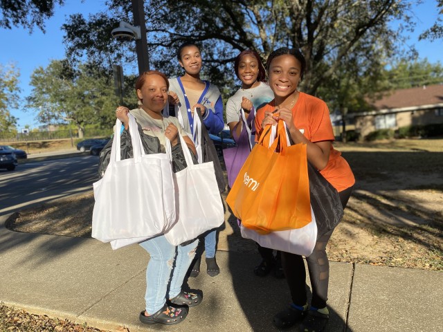 Partner Agency Photo  (203948)