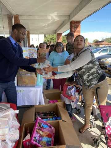 Agency Photo  (147030)