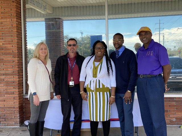 Agency Photo  (147031)