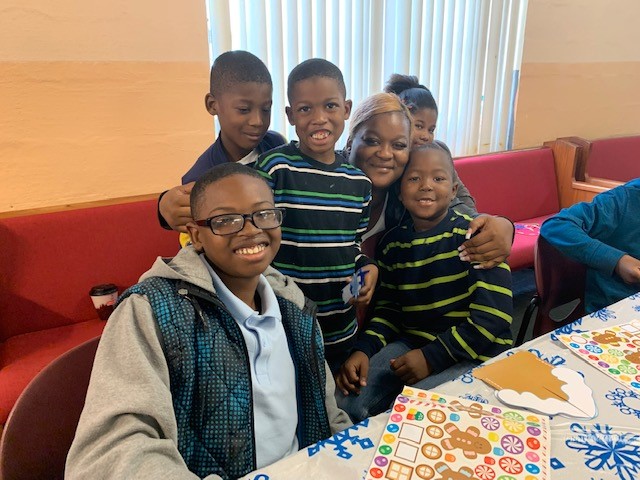 Agency Photo  (143677)