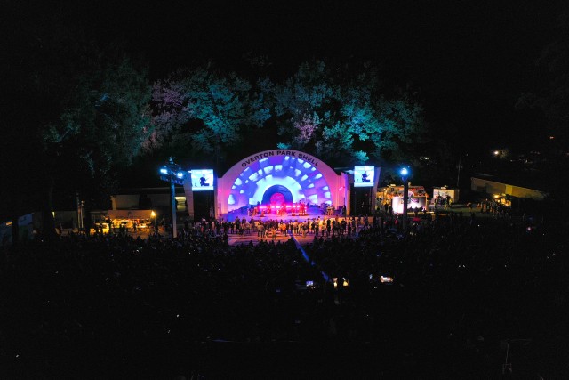 Agency Photo  (210127)