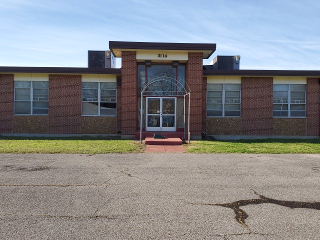 Agency Photo  (182580)